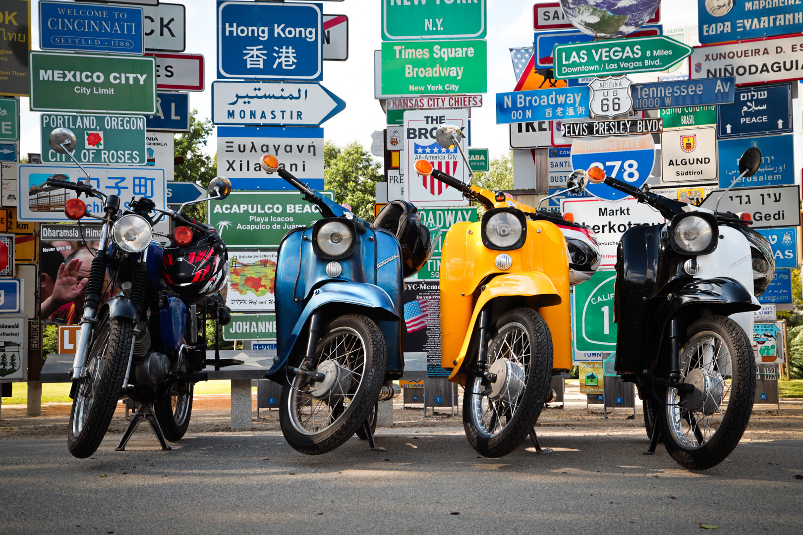 Vier Simson Mopeds im Schilderpark Oberkotzau